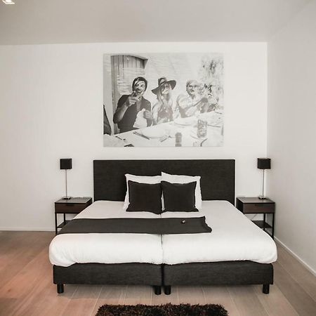 טורנהוט Guesthouse Svilla מראה חיצוני תמונה