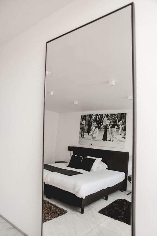 טורנהוט Guesthouse Svilla מראה חיצוני תמונה